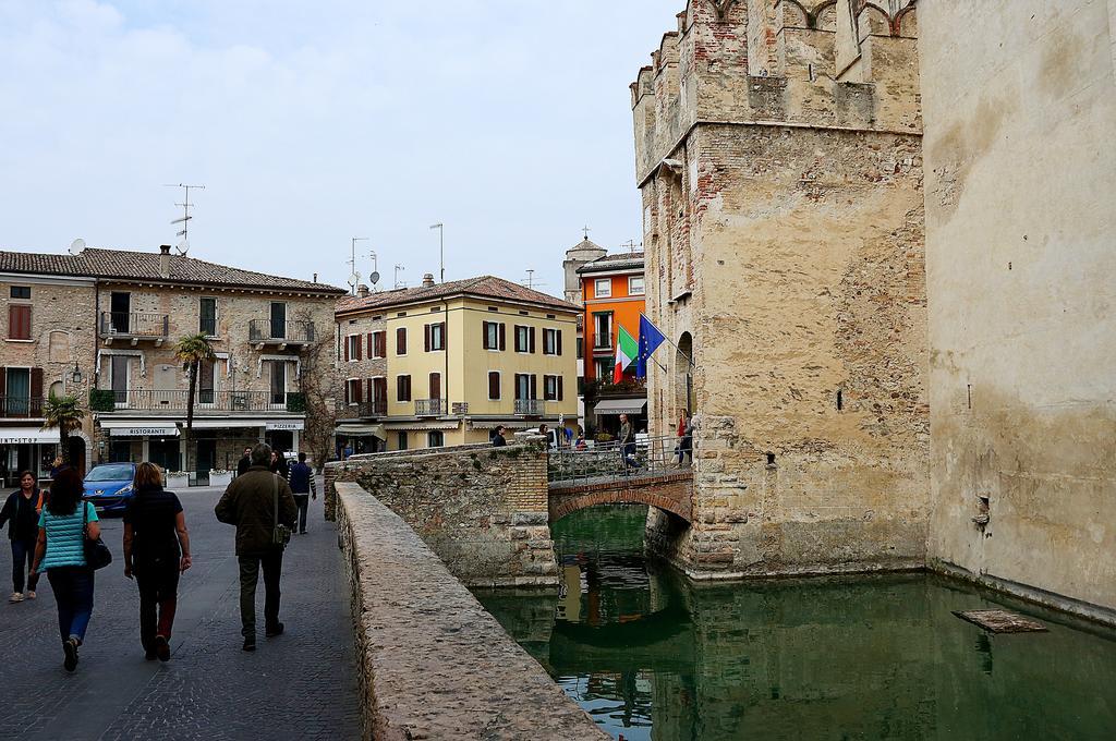 Aurora Sirmione Appartamenti Exterior photo